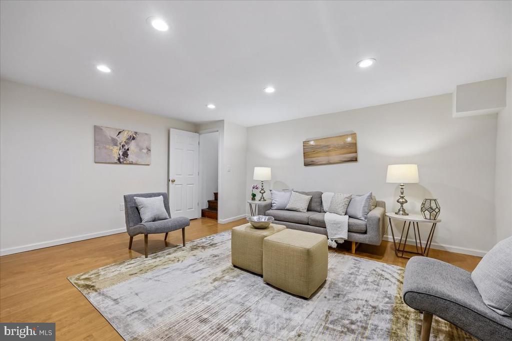 2509 39TH STREET NW