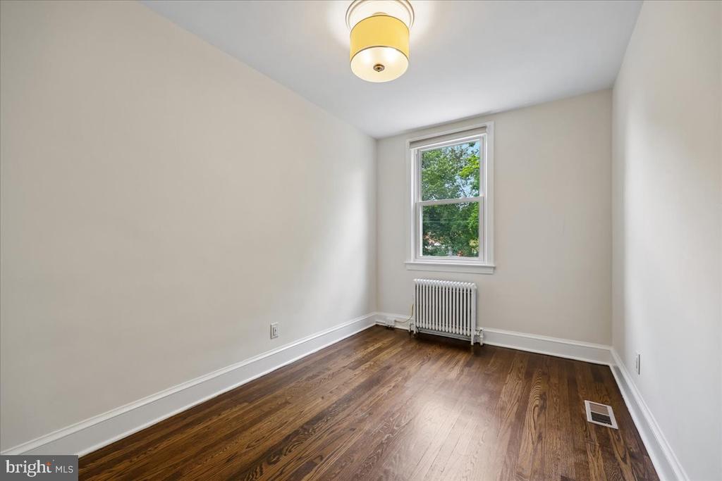 2509 39TH STREET NW