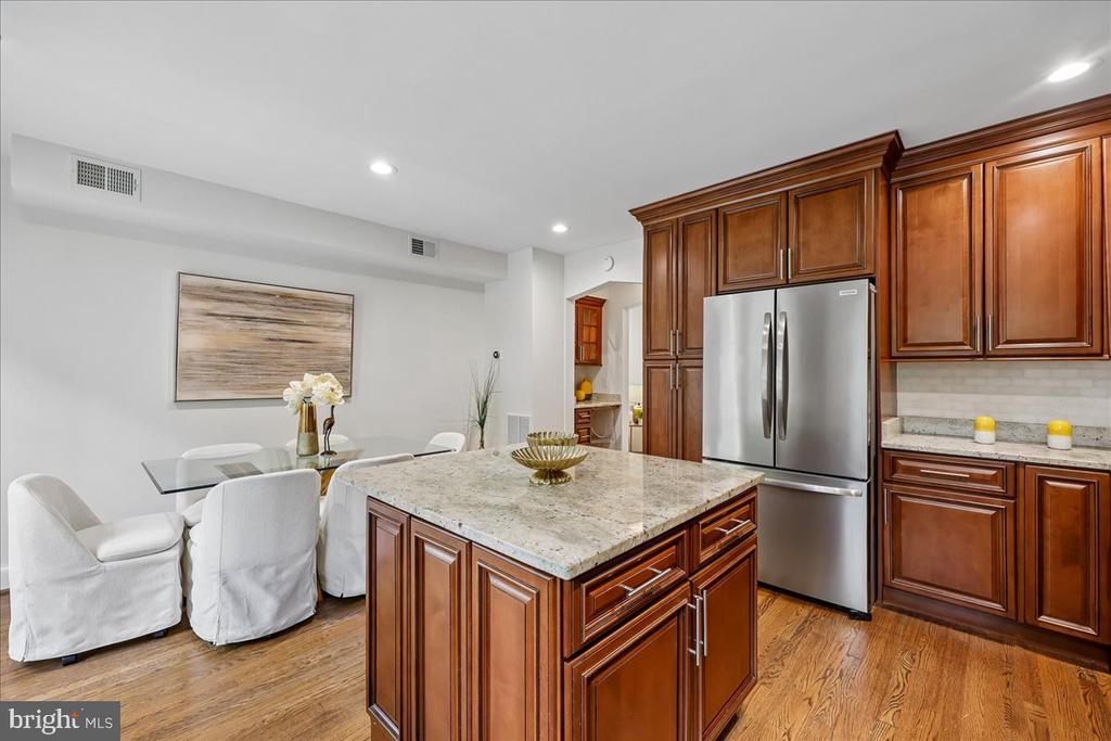 2509 39TH STREET NW