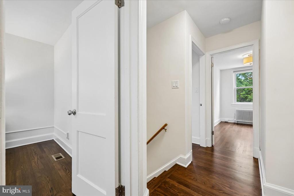 2509 39TH STREET NW