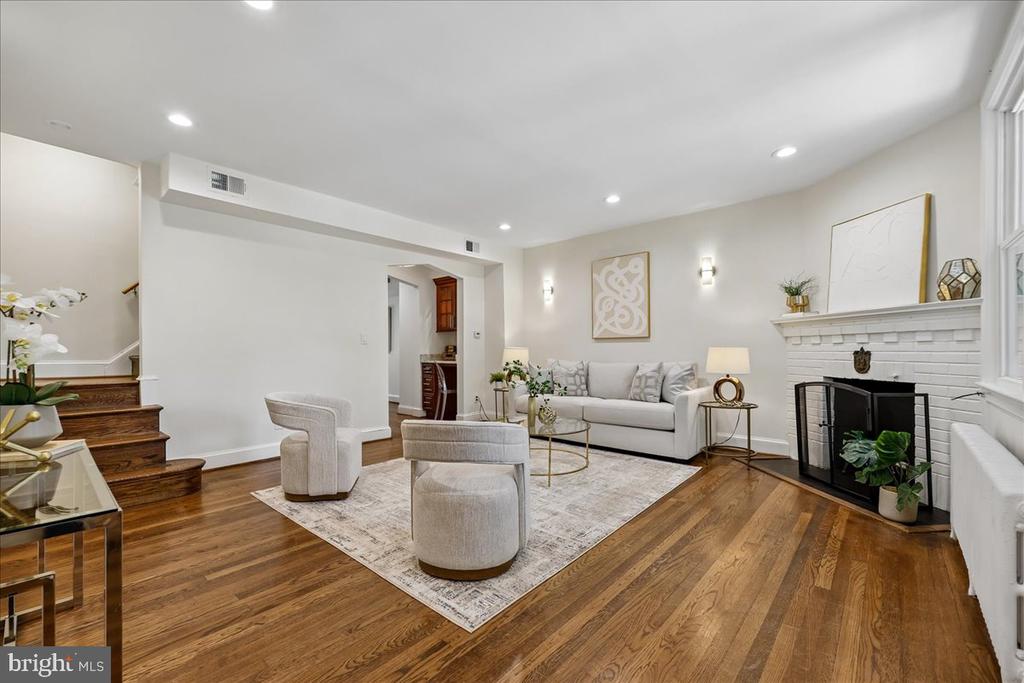 2509 39TH STREET NW