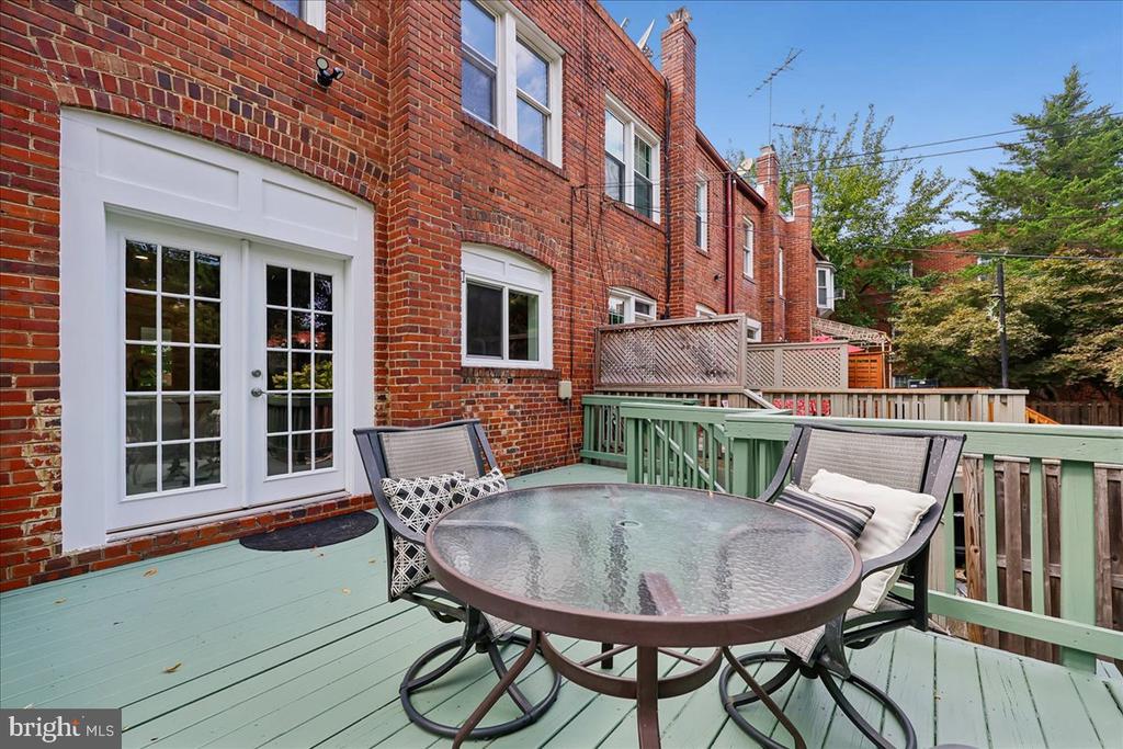 2509 39TH STREET NW