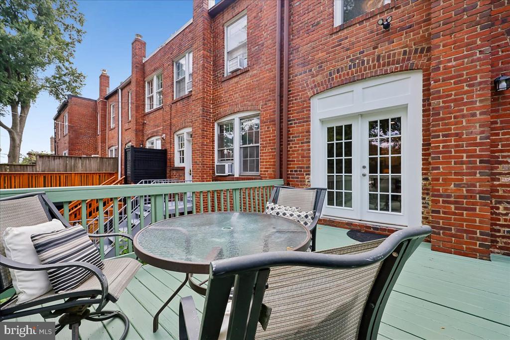 2509 39TH STREET NW