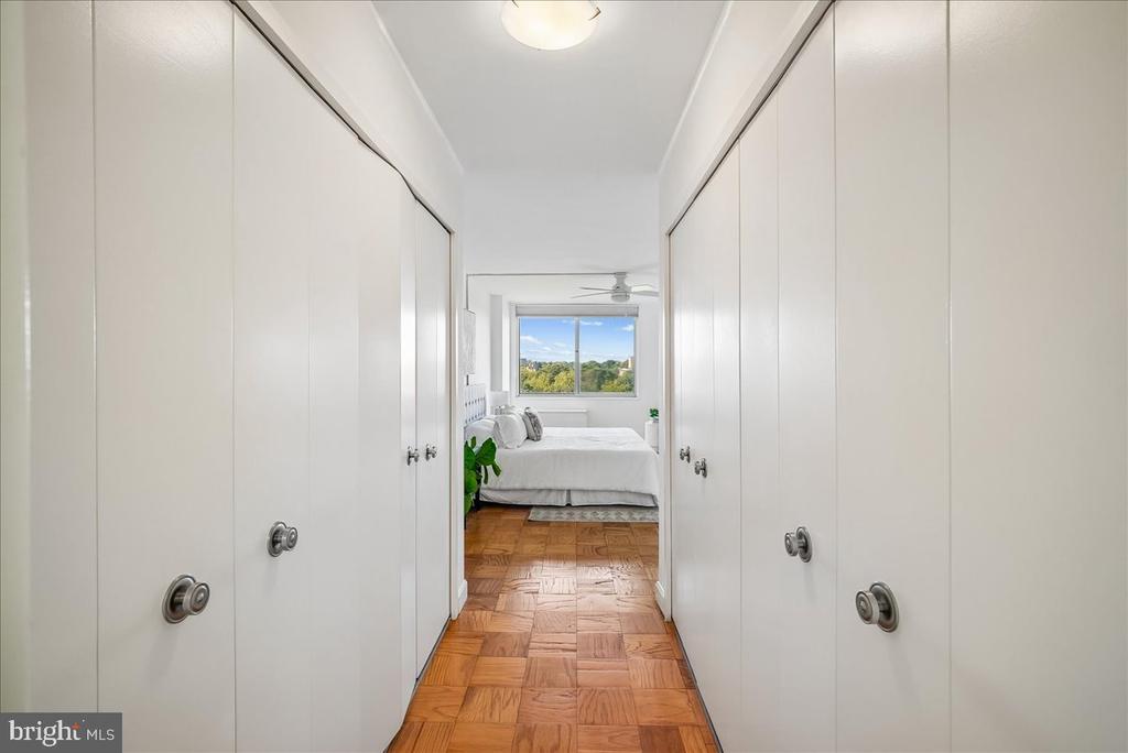 3001 VEAZEY TERRACE NW Unit: 1320