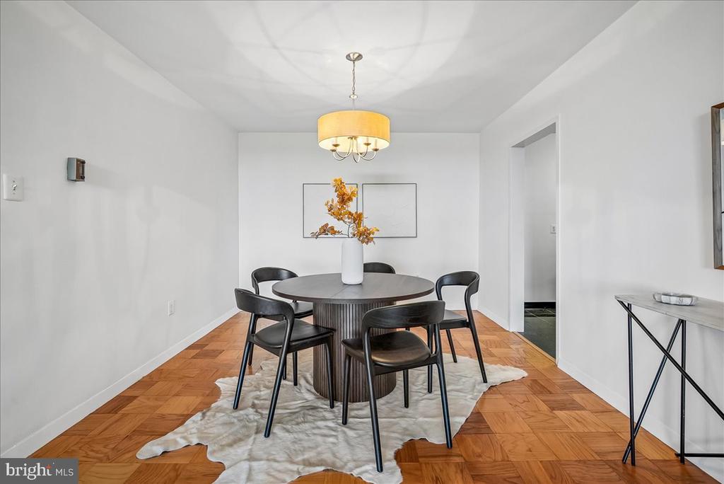 3001 VEAZEY TERRACE NW Unit: 1320