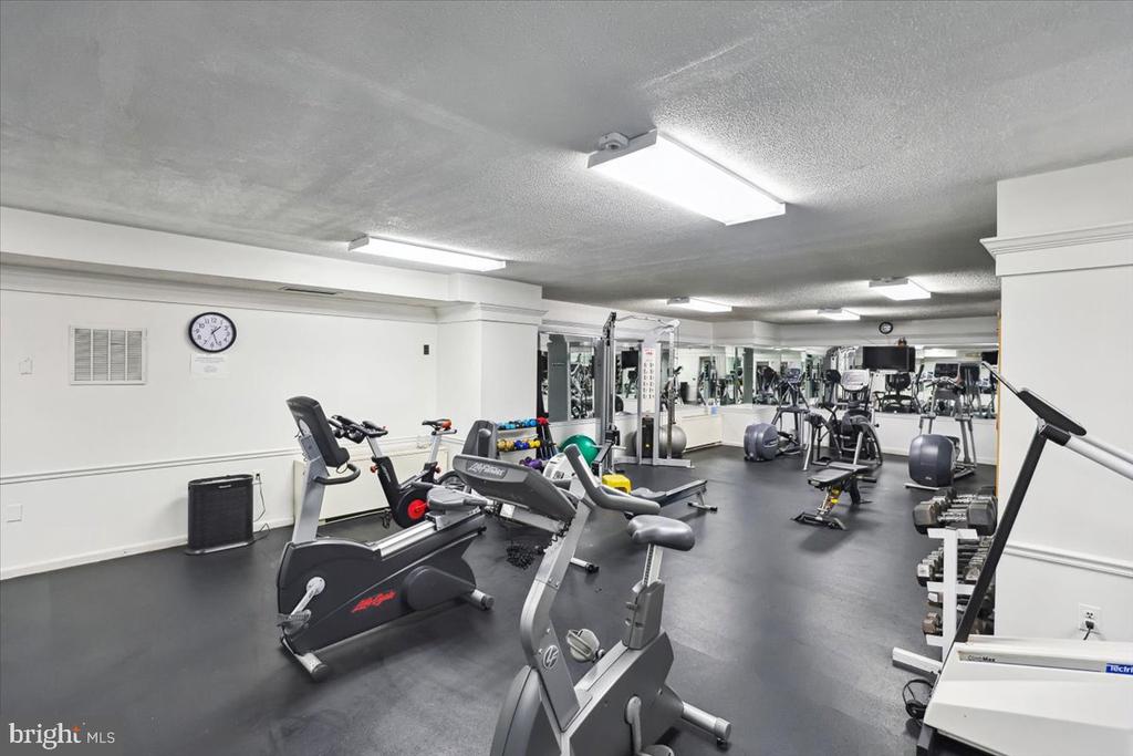 3001 VEAZEY TERRACE NW Unit: 1320