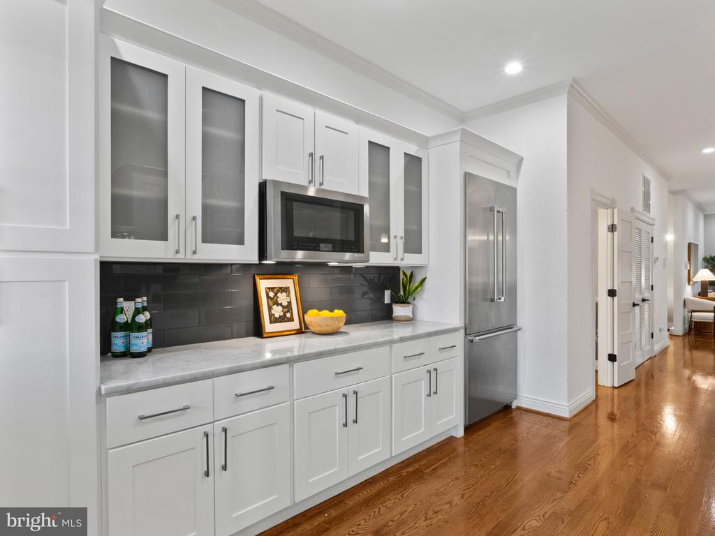 1128 COLUMBIA ROAD NW Unit: 1