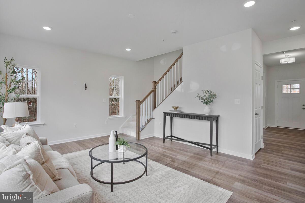 6440 BRIARWOOD DRIVE