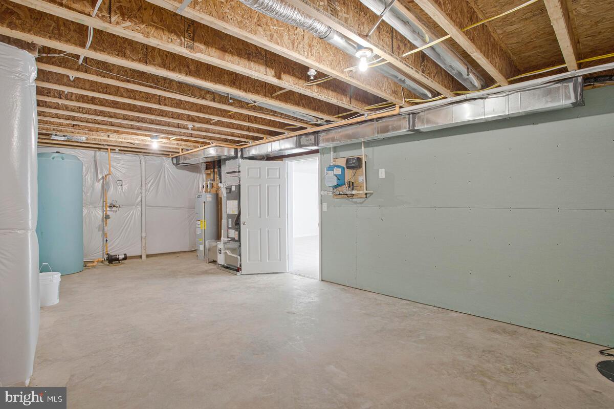 6440 BRIARWOOD DRIVE