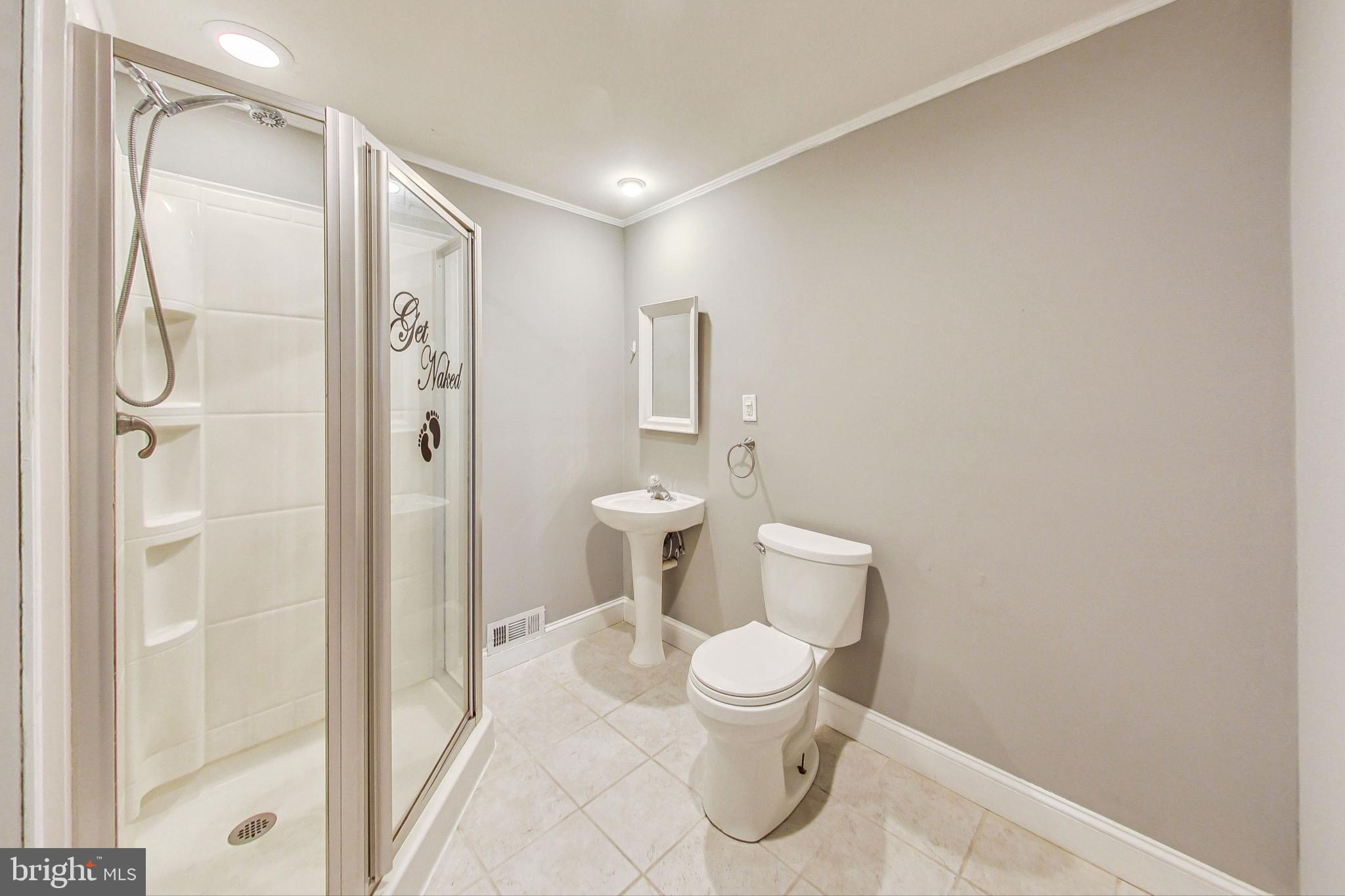 6119 Baldridge Cir