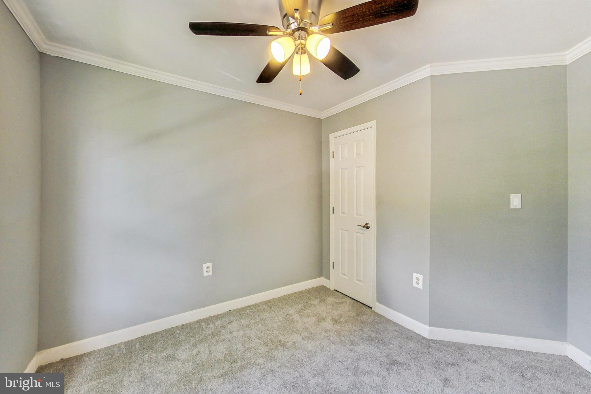 6119 Baldridge Cir
