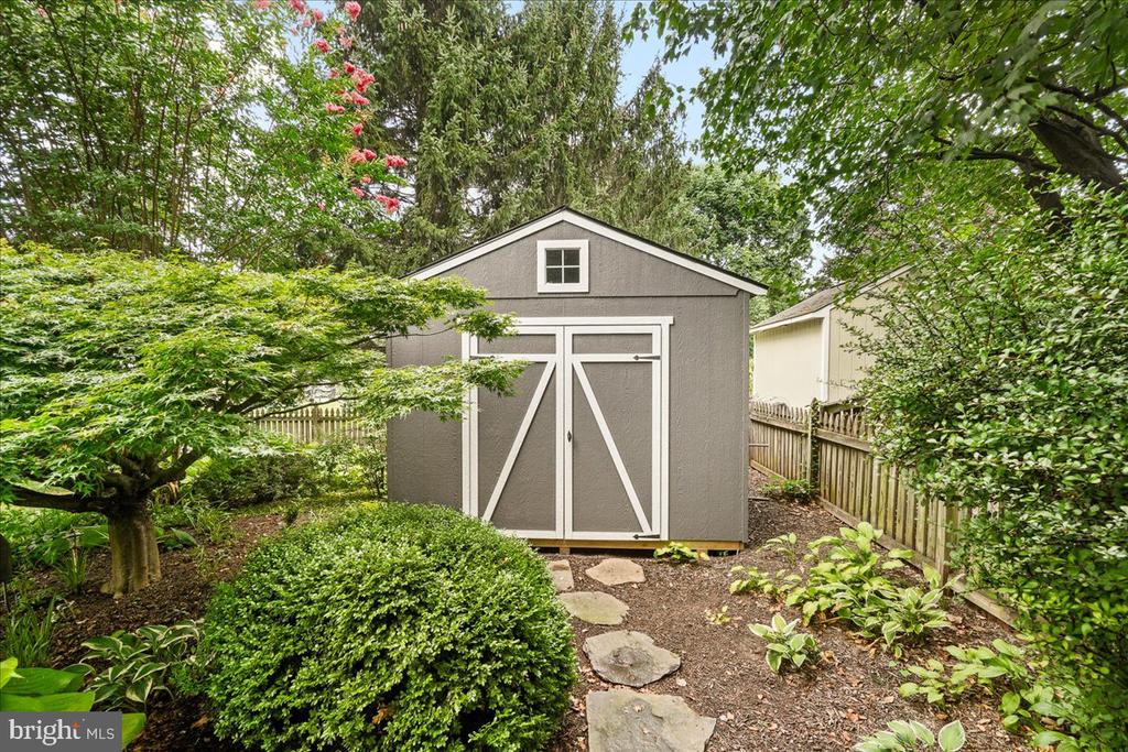2428 Cobblestone Way
