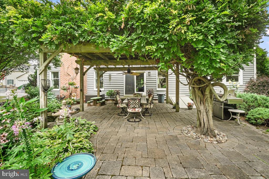2428 Cobblestone Way