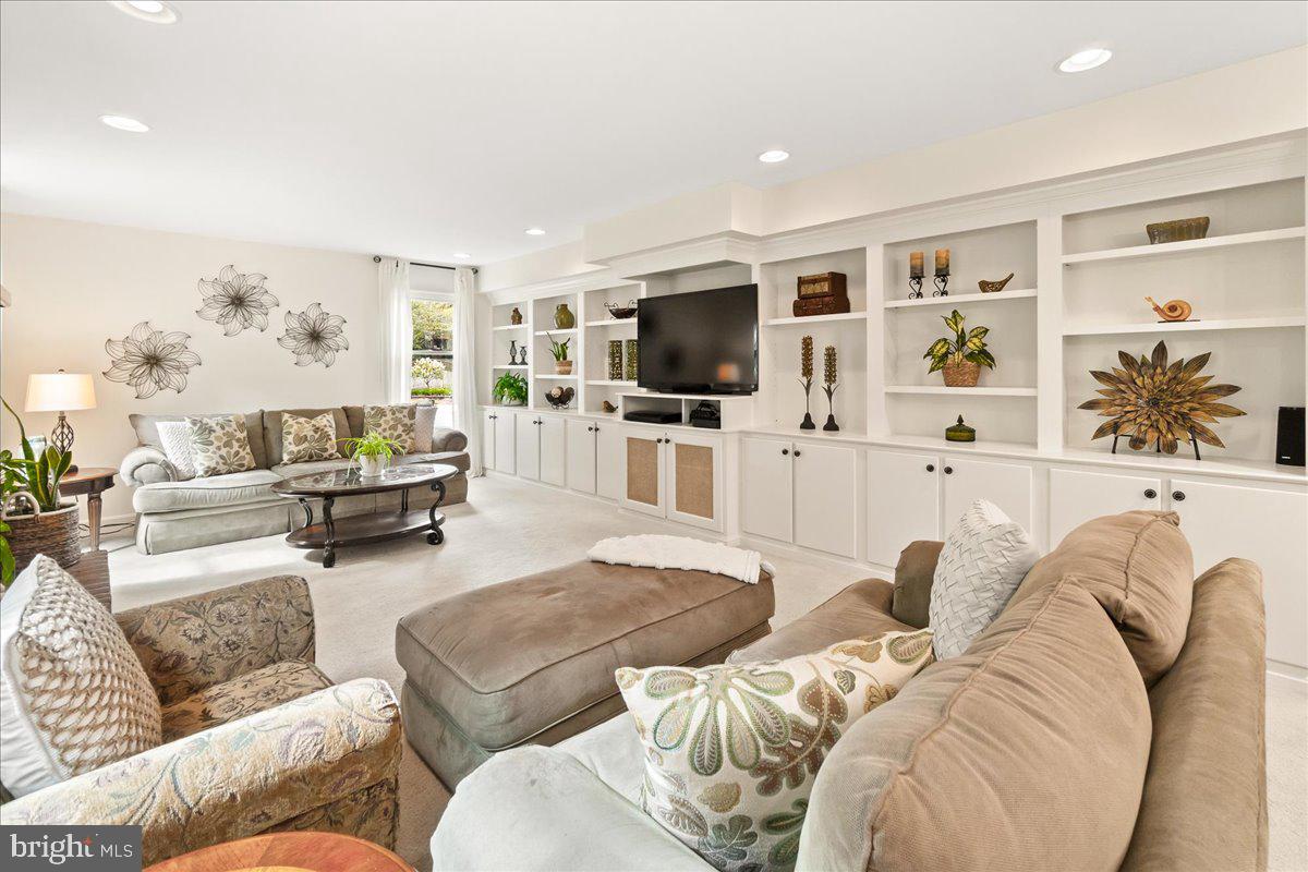 2428 Cobblestone Way
