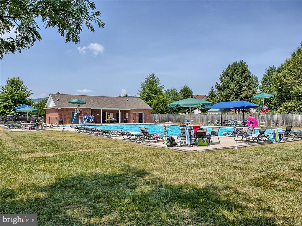 2428 Cobblestone Way
