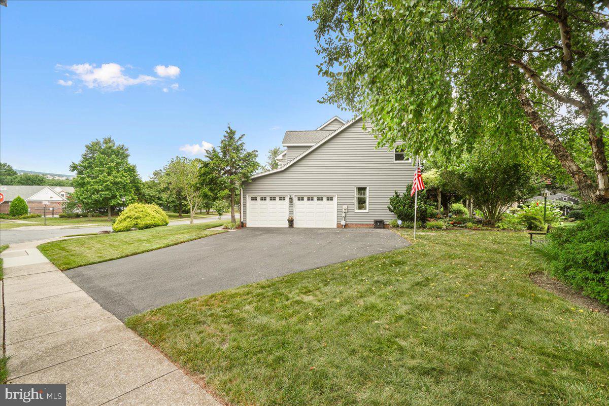 2428 Cobblestone Way