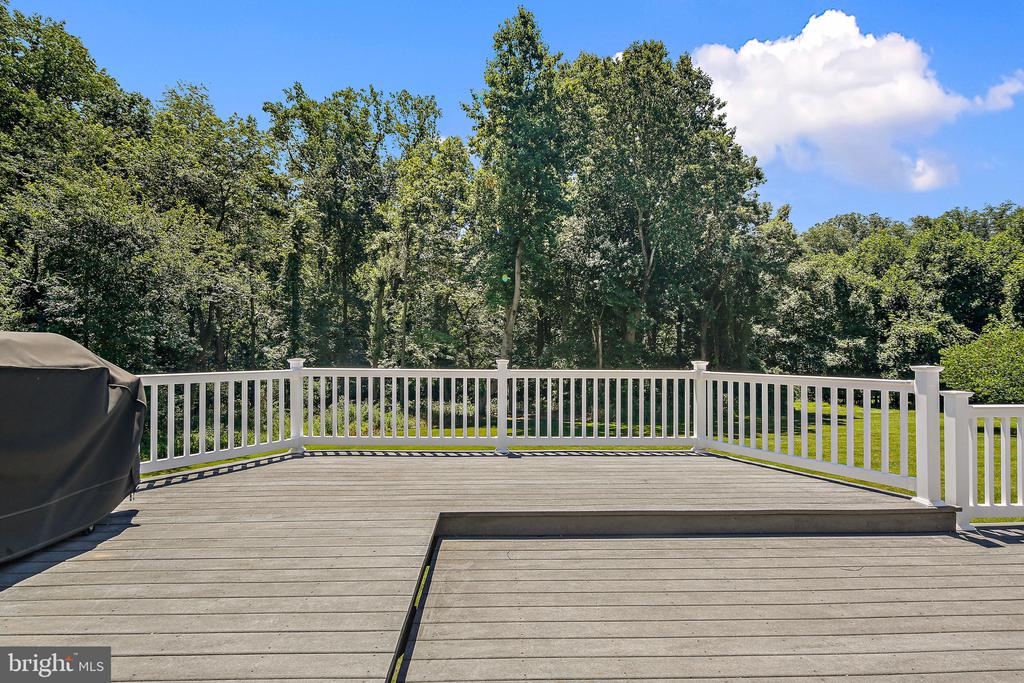 3716 Park Overlook Ct