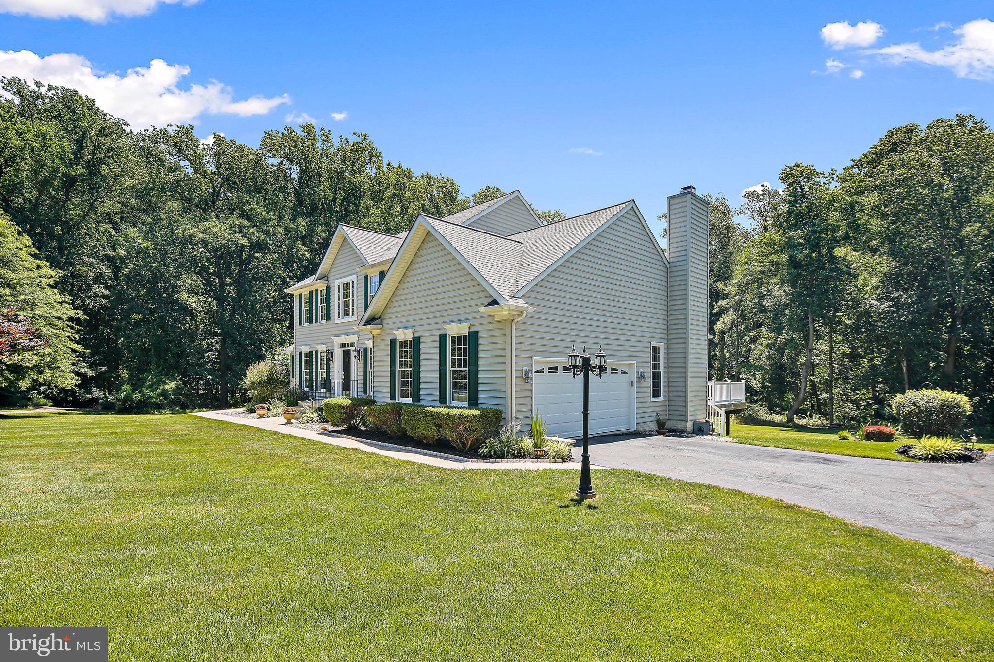 3716 Park Overlook Ct