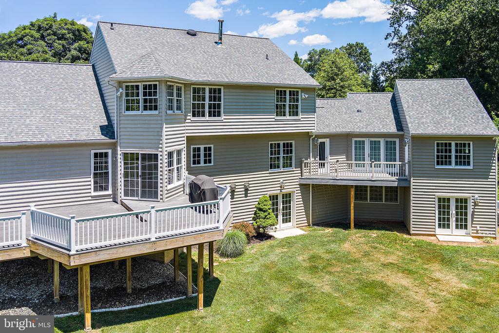 3716 Park Overlook Ct