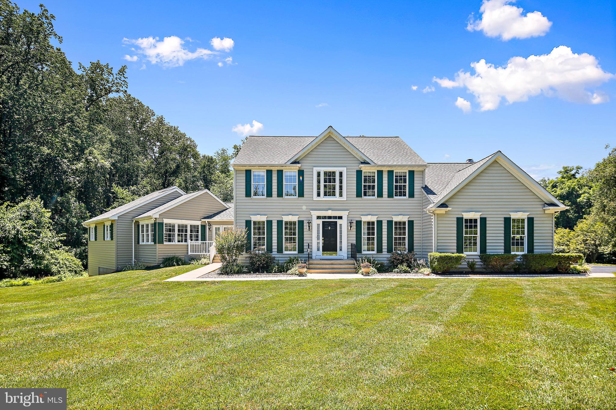 3716 Park Overlook Ct