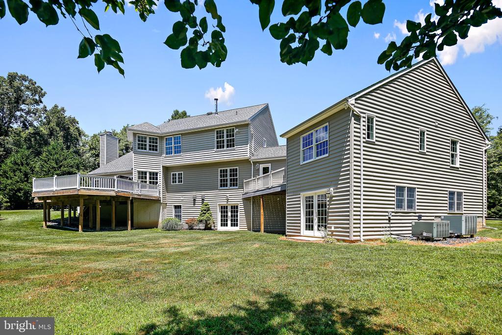 3716 Park Overlook Ct