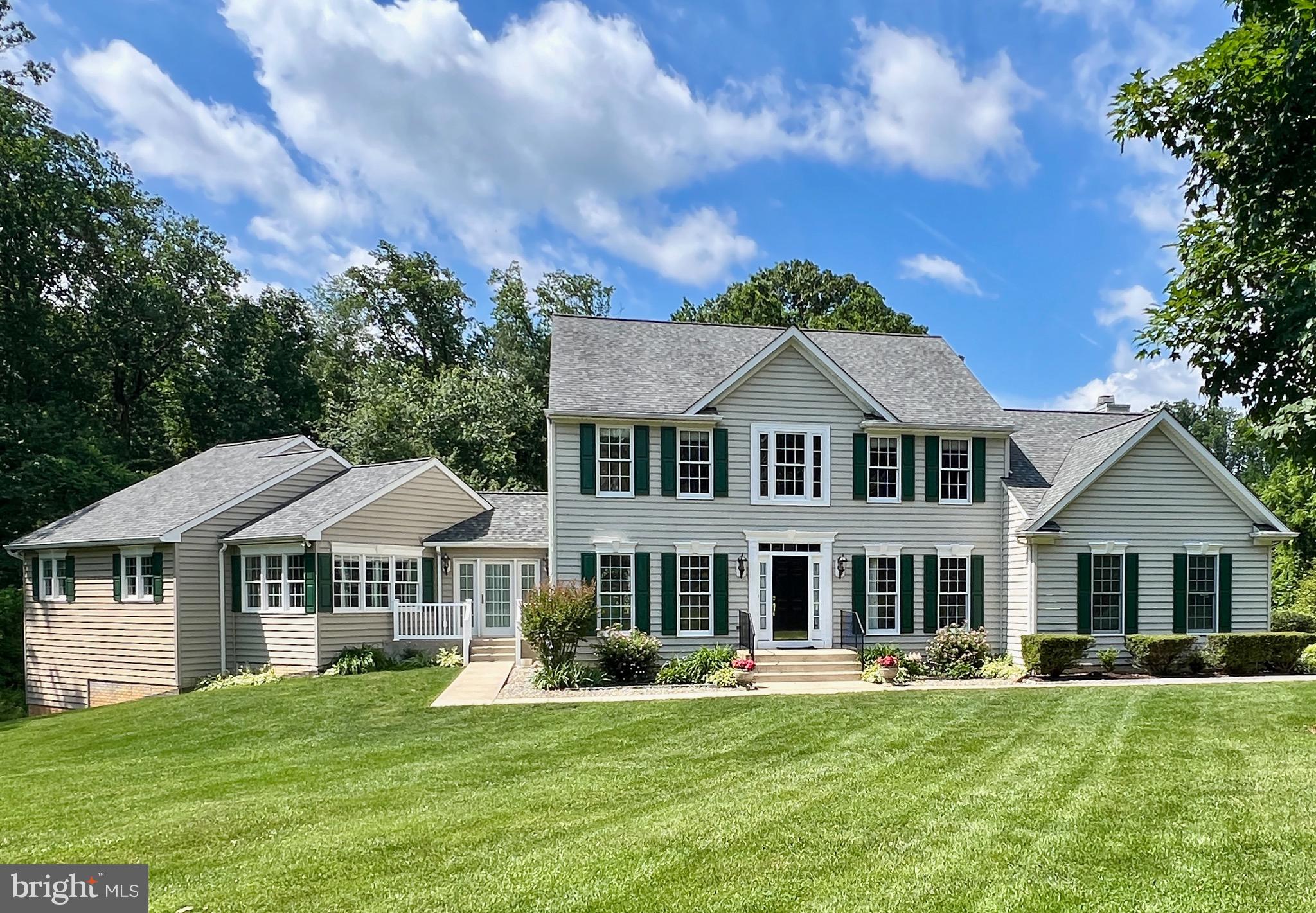 3716 Park Overlook Ct