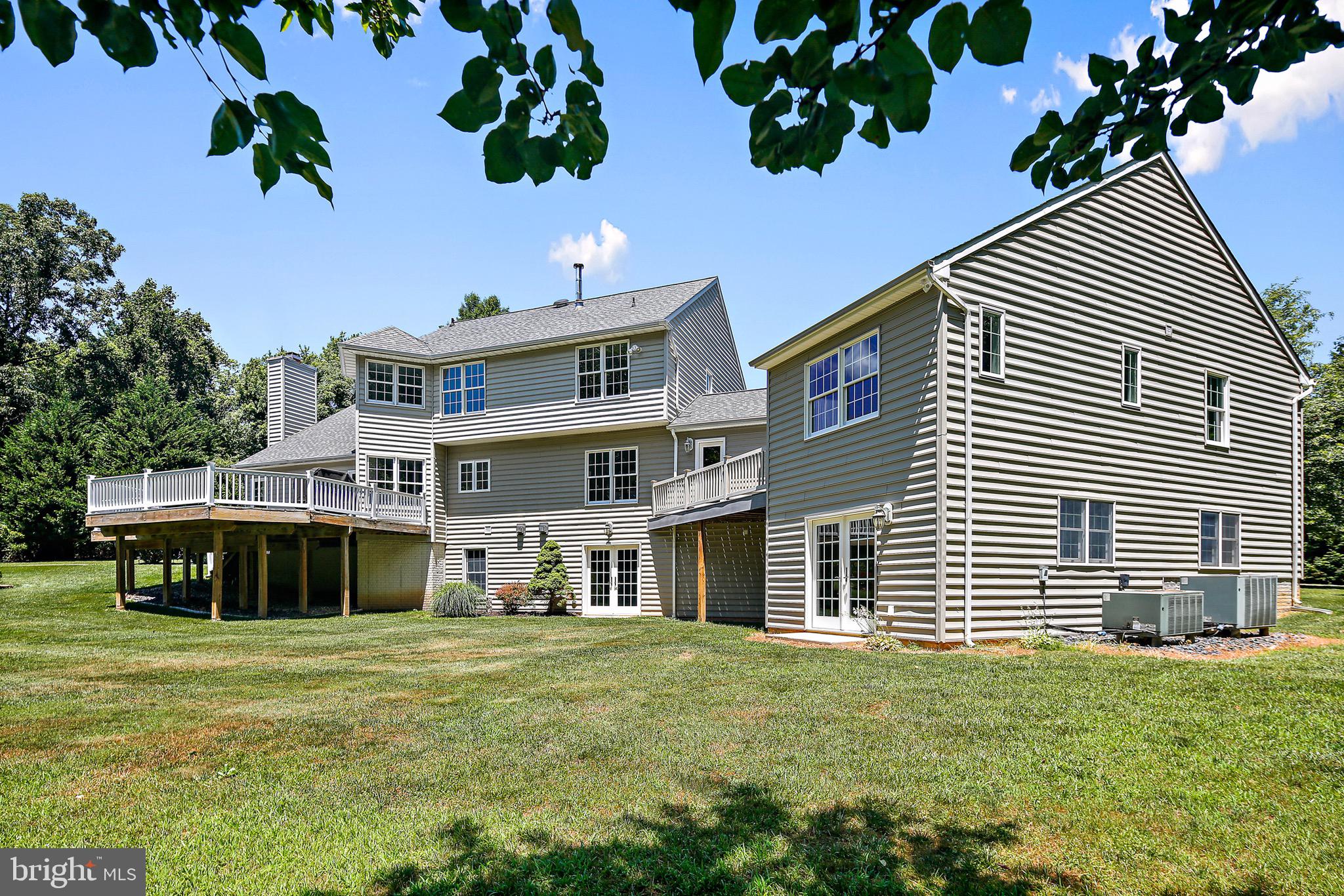 3716 Park Overlook Ct