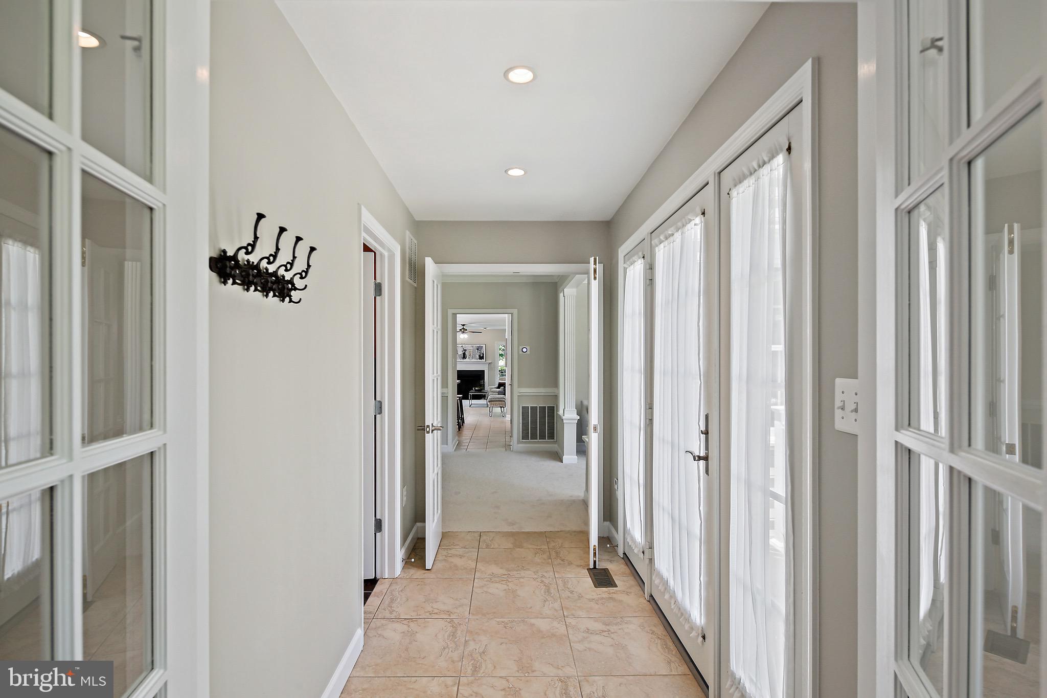 3716 Park Overlook Ct