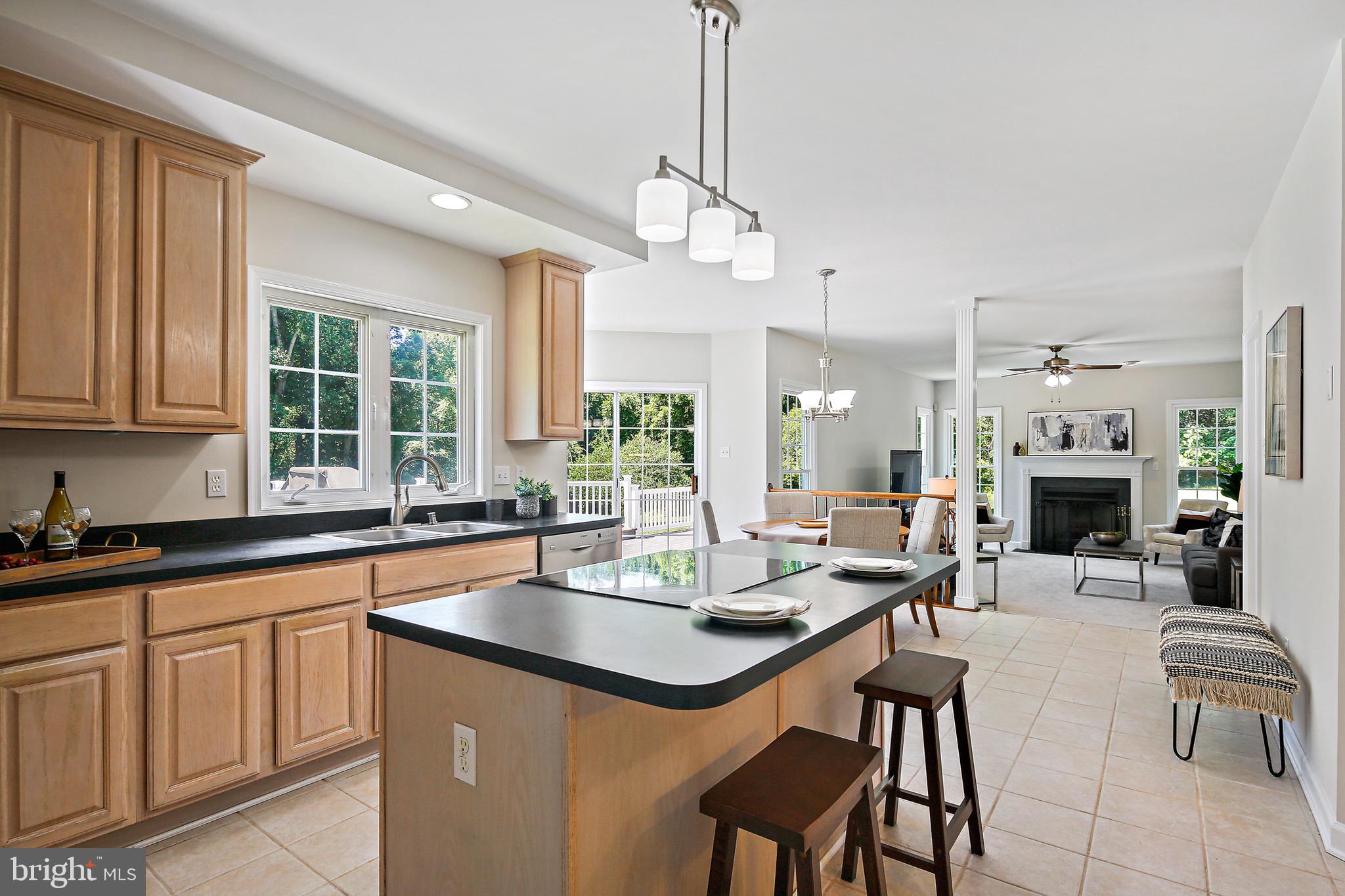 3716 Park Overlook Ct