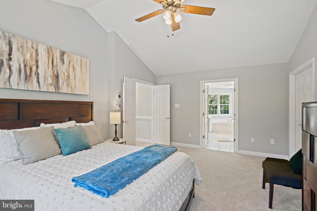 3716 Park Overlook Ct