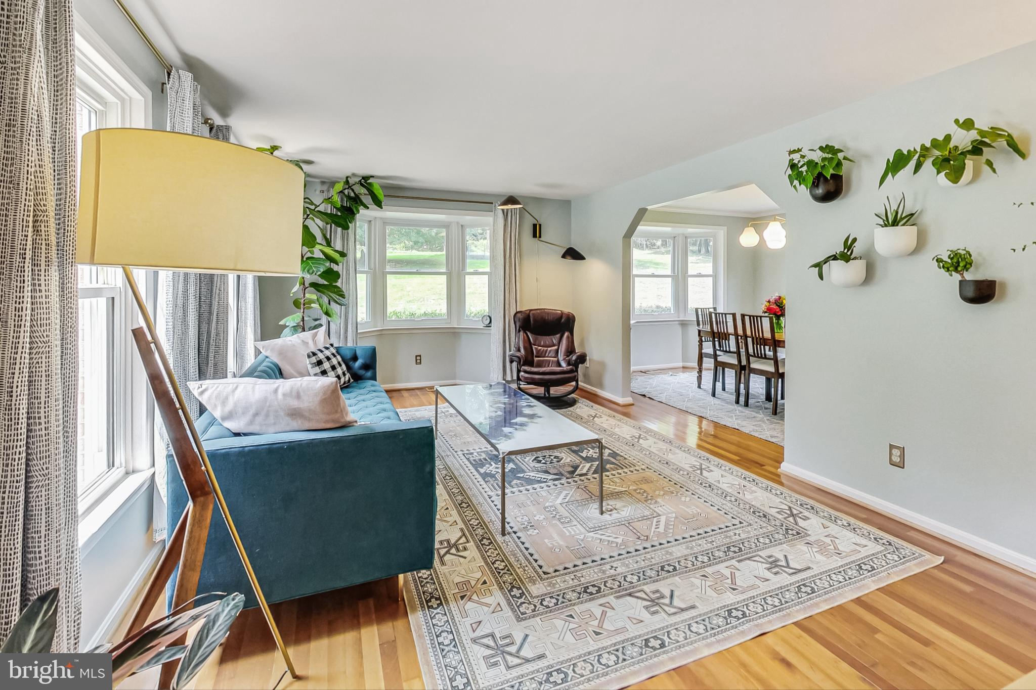 13083 Williamfield Dr