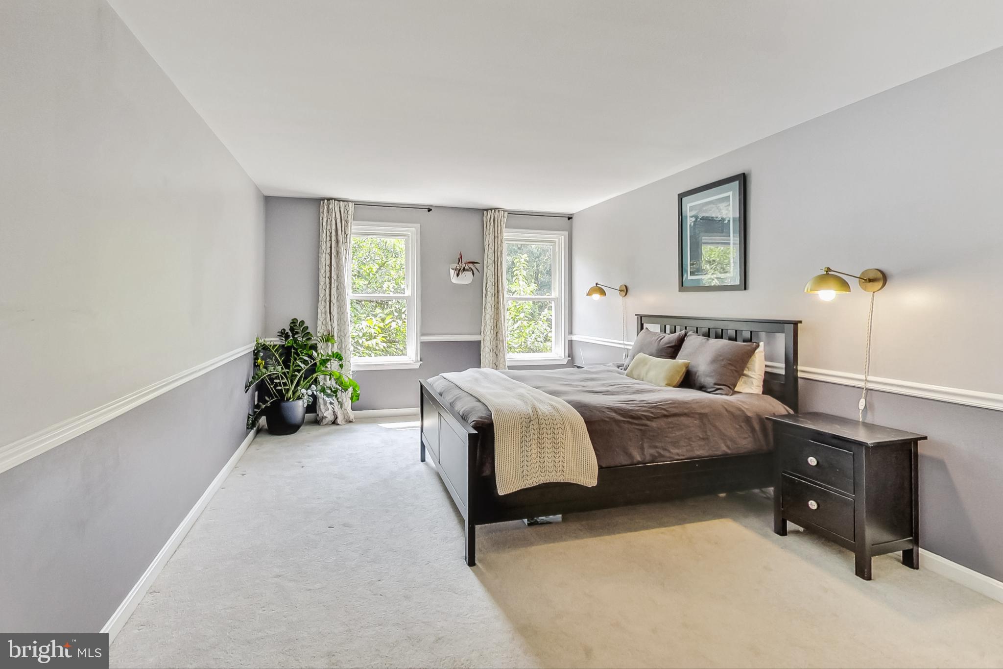 13083 Williamfield Dr