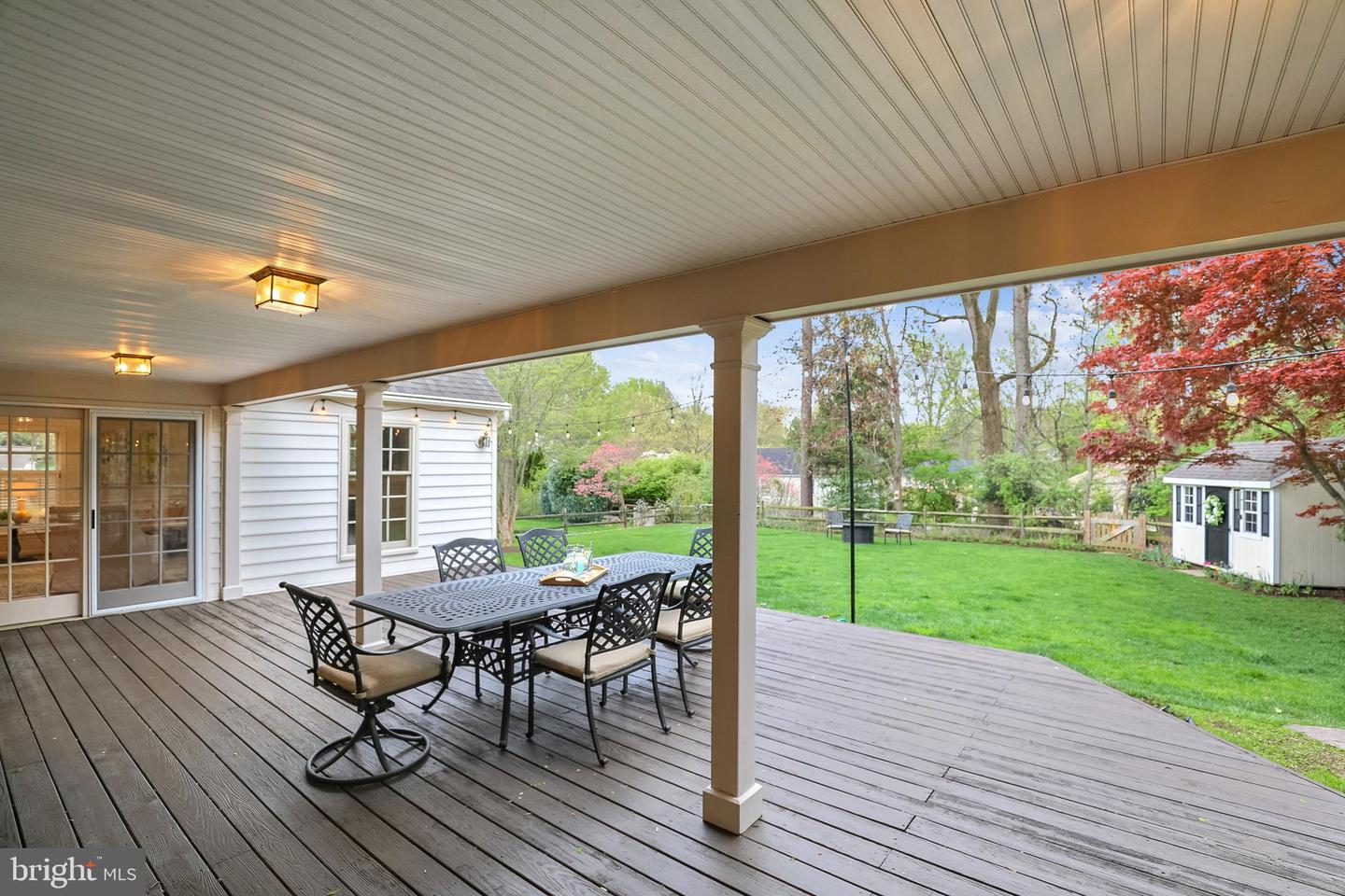 21 INFIELD CT N