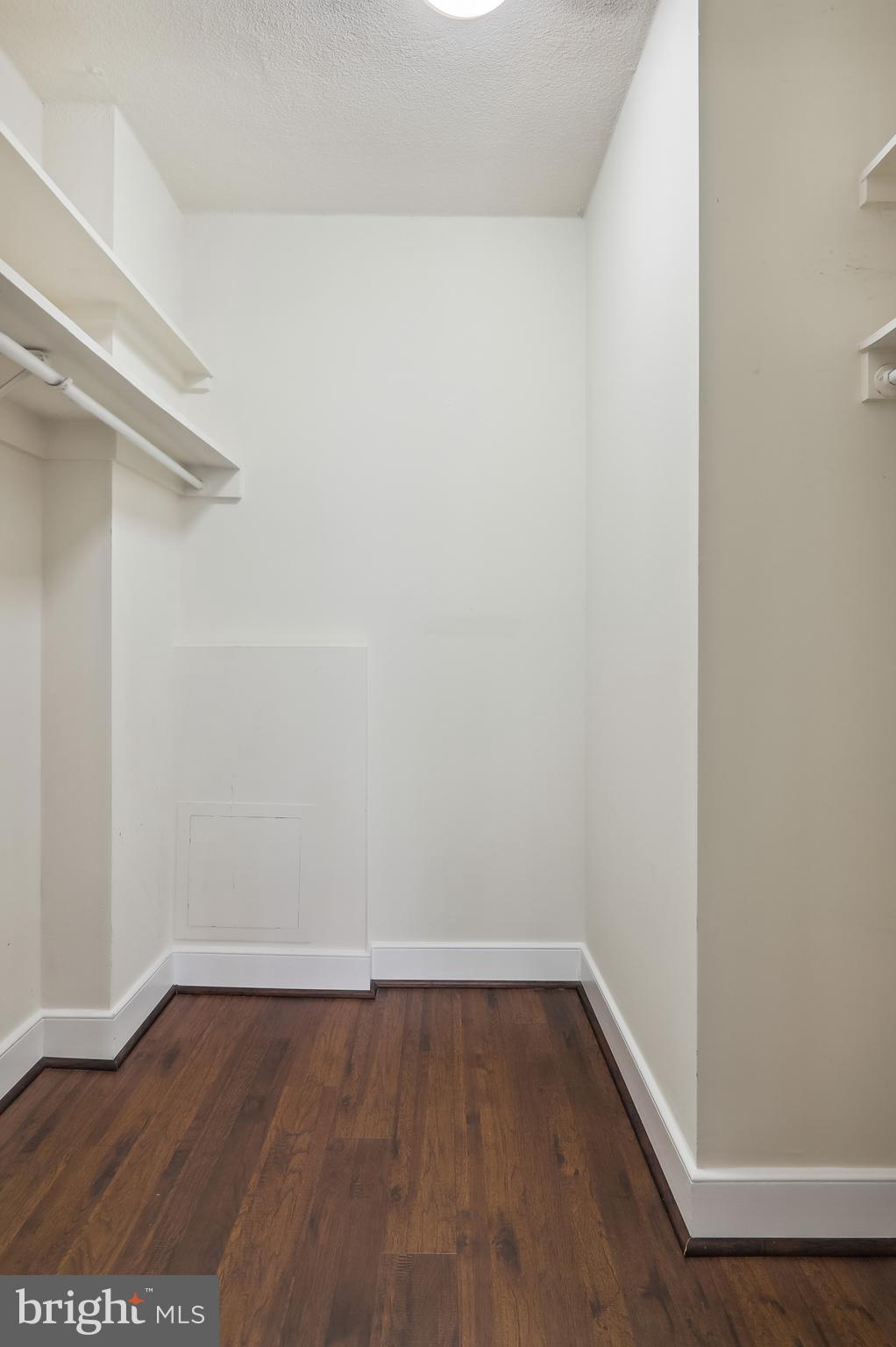 1220 BLAIR MILL ROAD Unit: 208