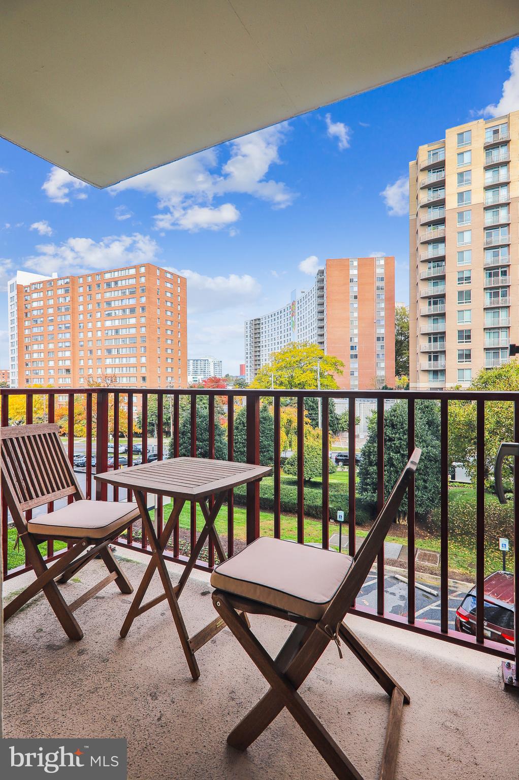 1220 BLAIR MILL ROAD Unit: 208