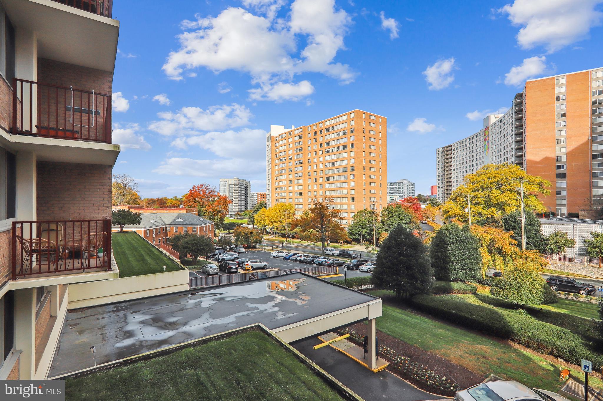 1220 BLAIR MILL ROAD Unit: 208