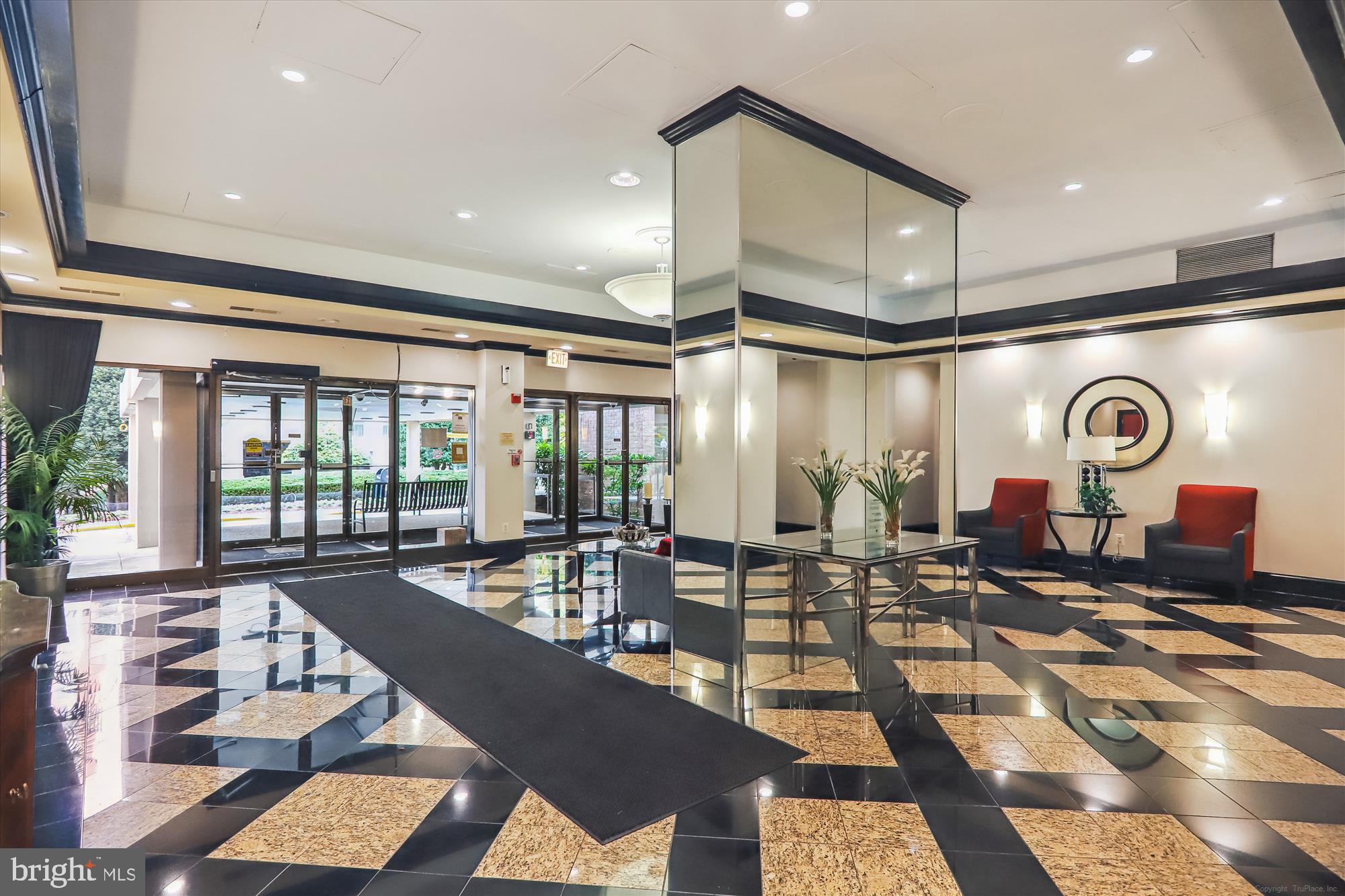 1220 BLAIR MILL ROAD Unit: 208