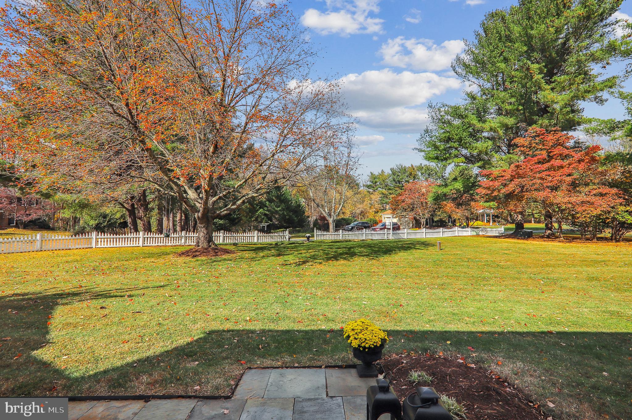12333 Rivers Edge DRIVE