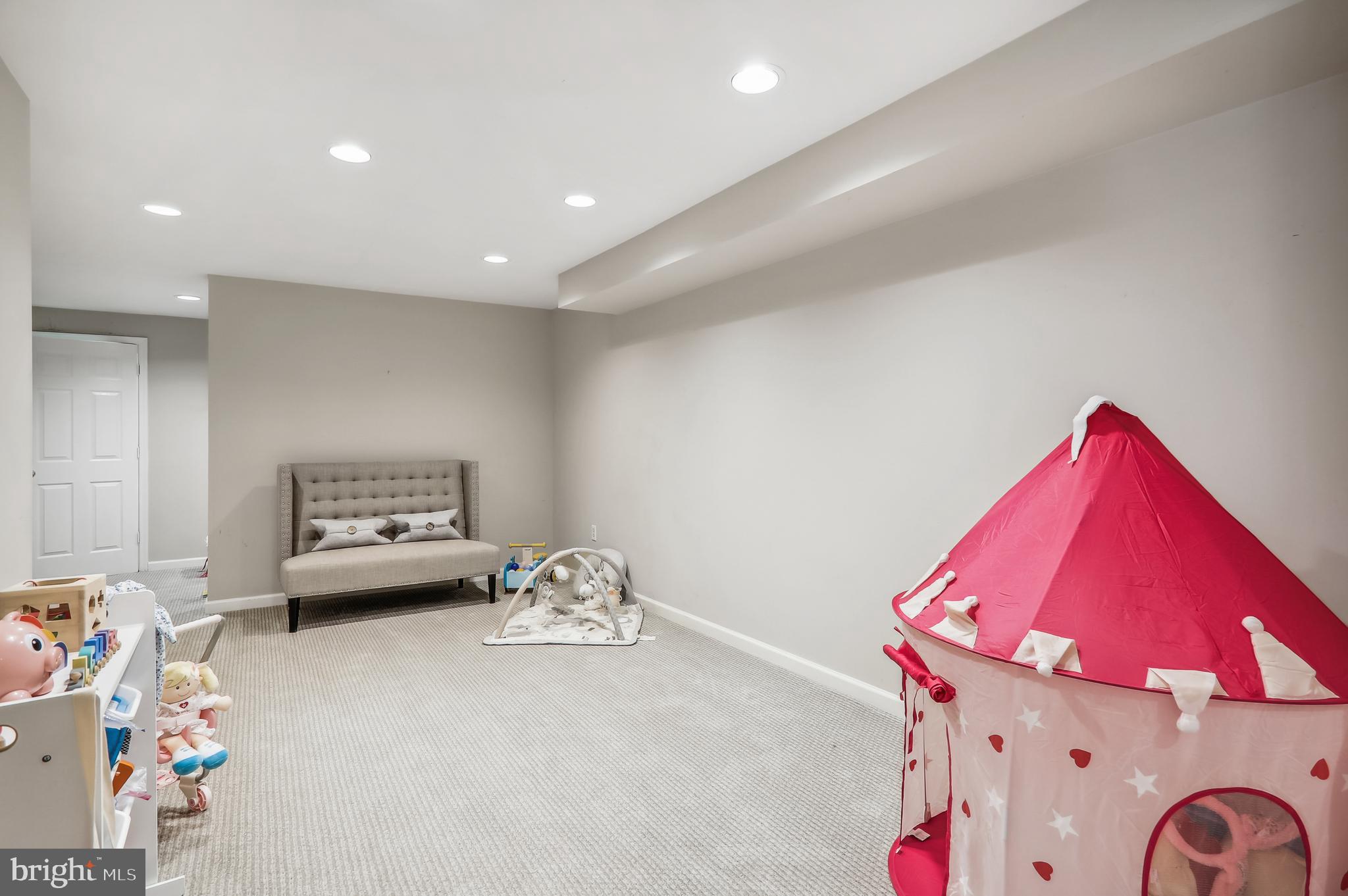 12333 Rivers Edge DRIVE