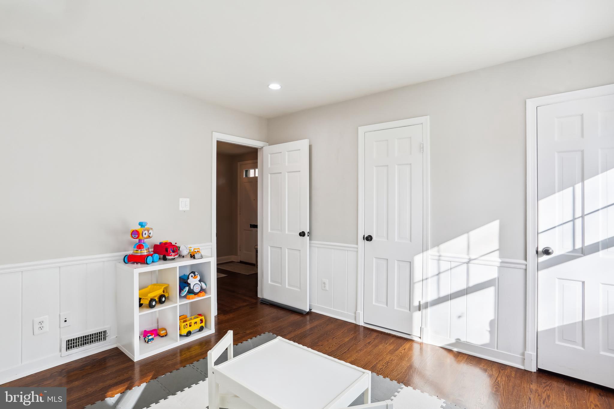 7832 Fulbright Court