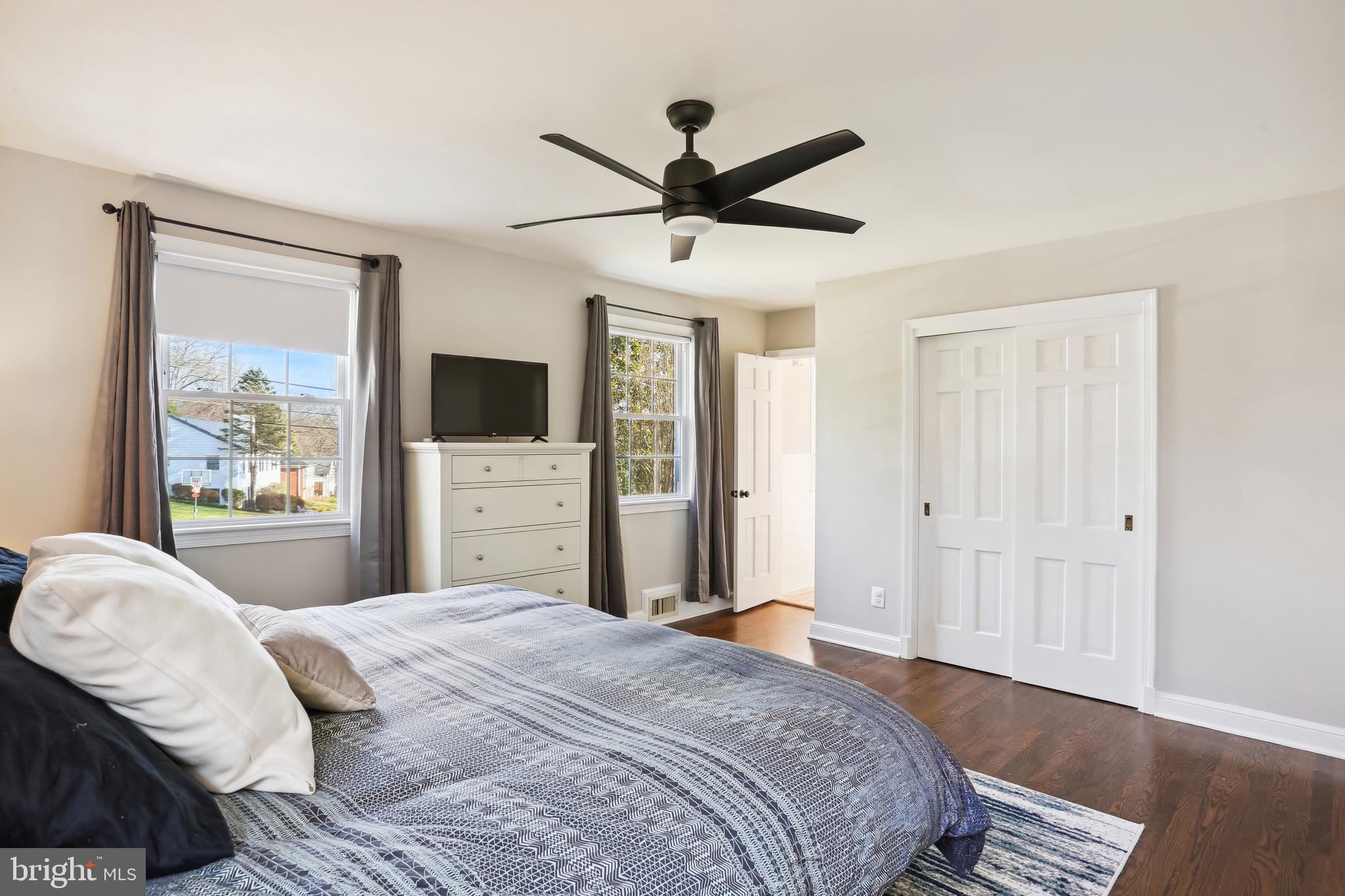 7832 Fulbright Court
