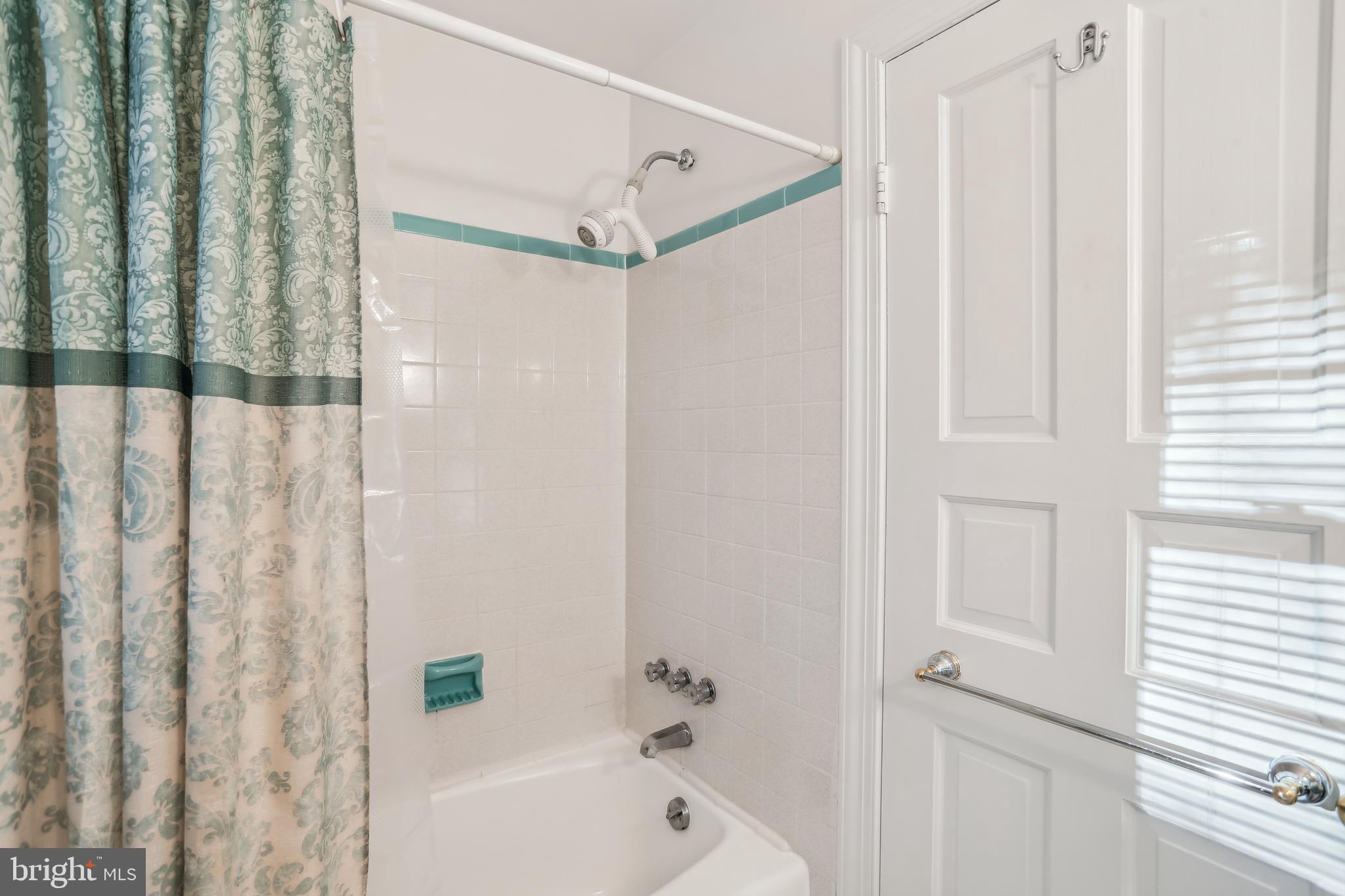 1117 Notley Road