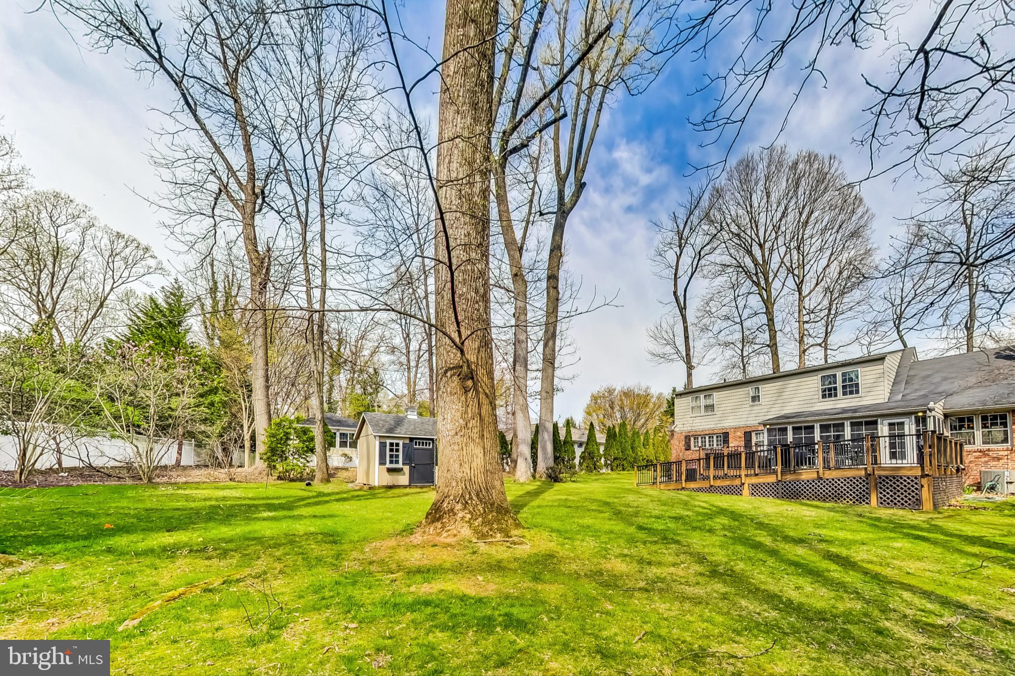 5506 Edson Ln