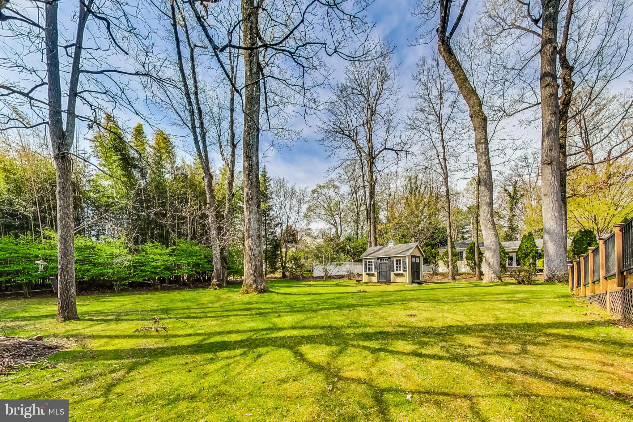 5506 Edson Ln