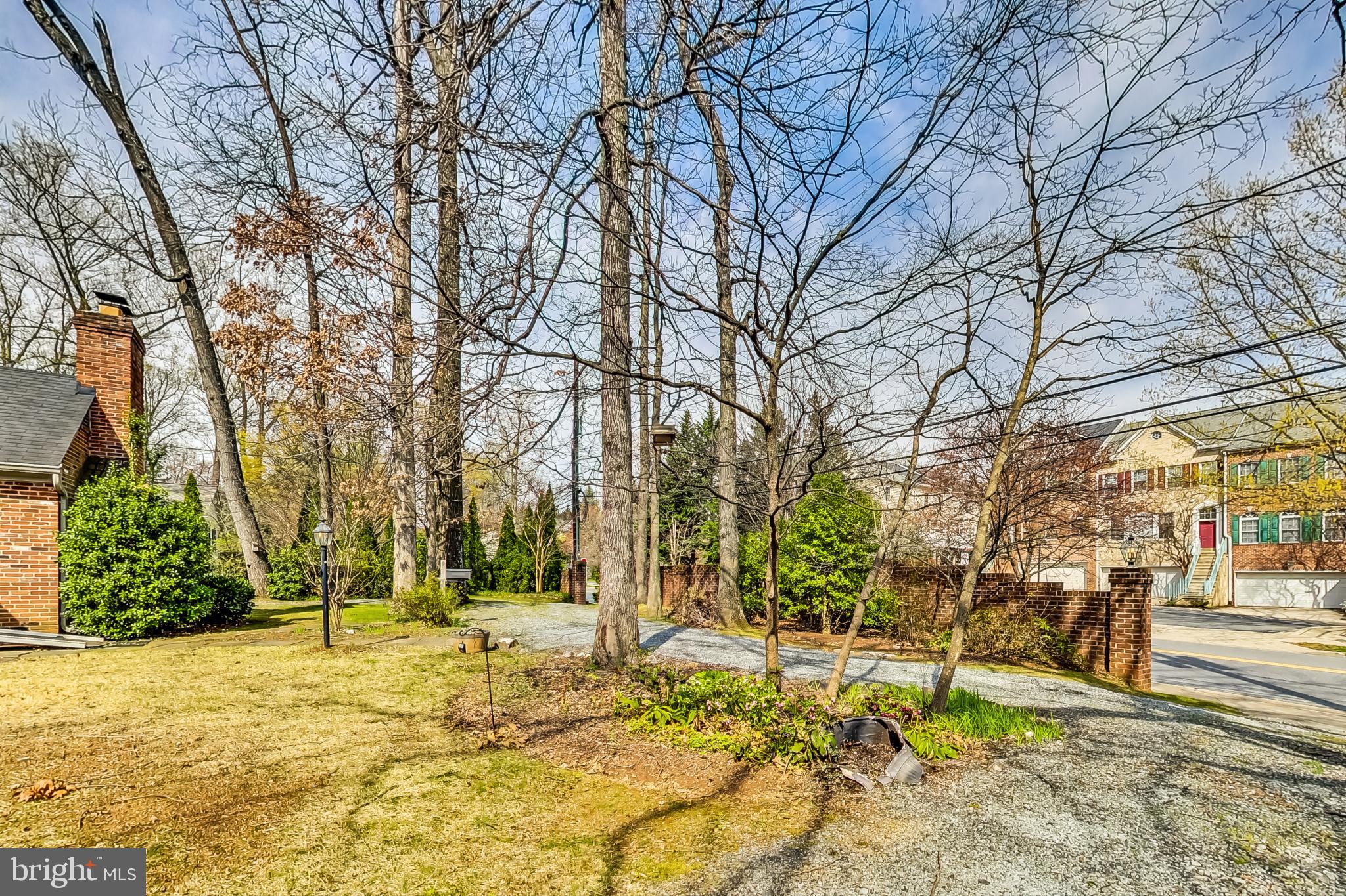 5506 Edson Ln