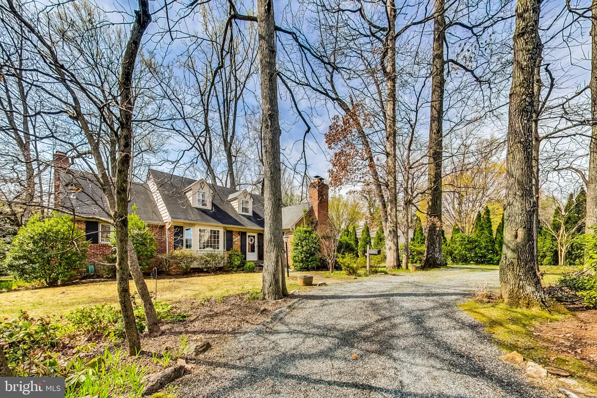 5506 Edson Ln