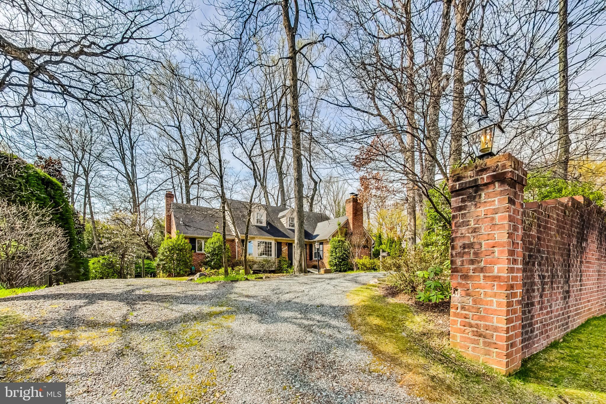 5506 Edson Ln
