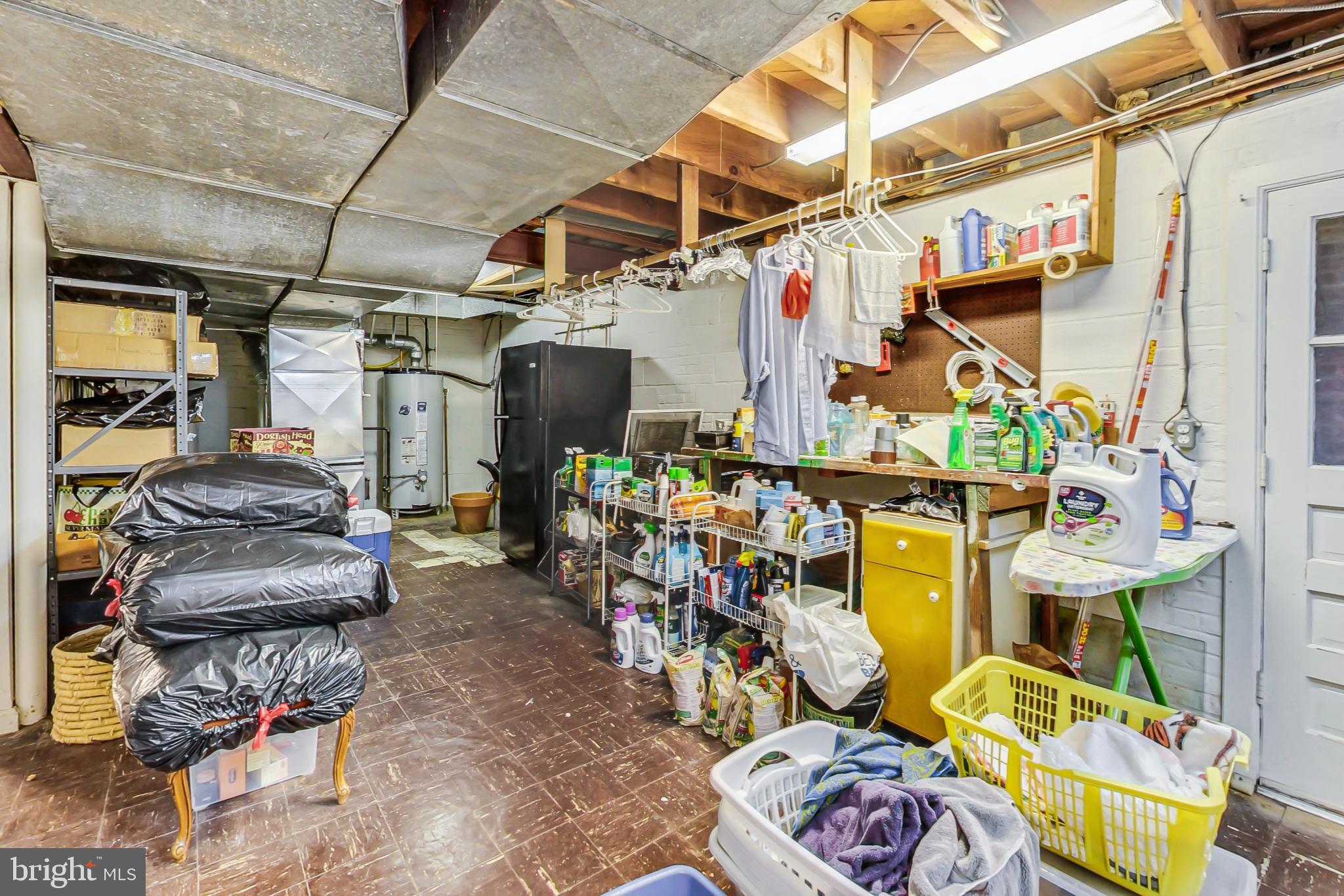 5506 Edson Ln