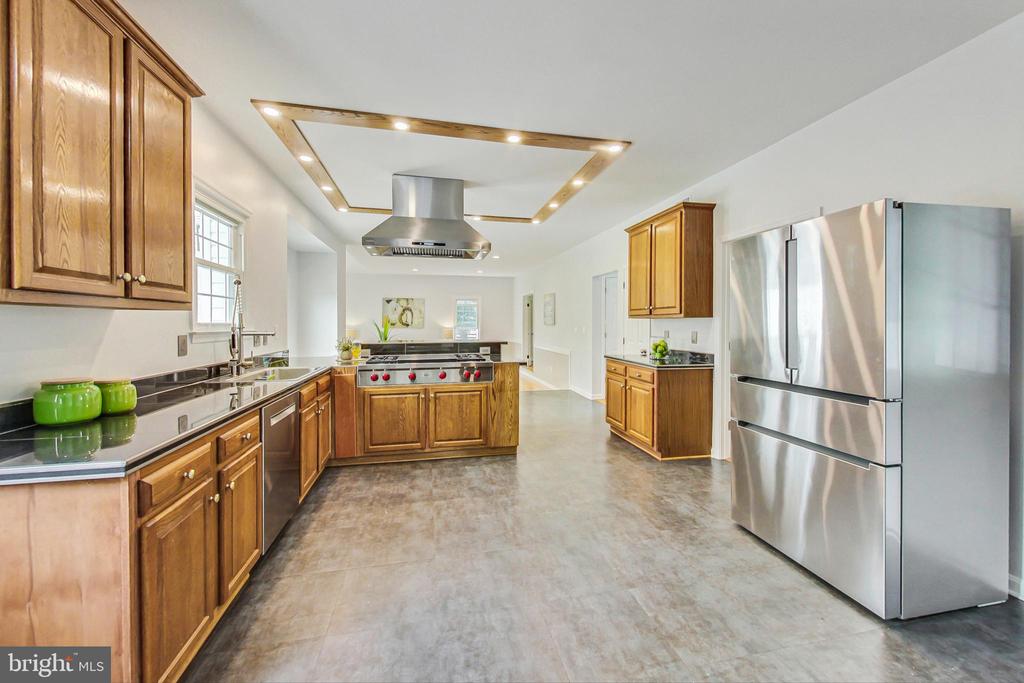 9300 Huntmaster Rd