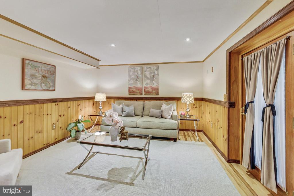 9300 Huntmaster Rd